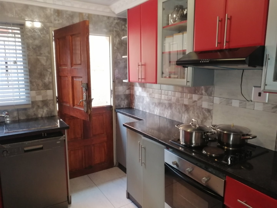 3 Bedroom Property for Sale in Mabopane Unit X North West